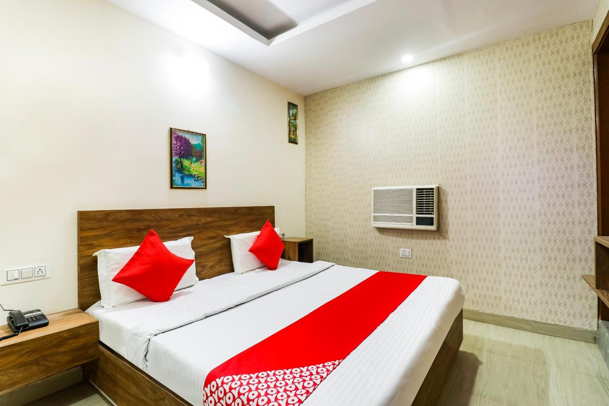 Hotel O The Vansh Balaji Hot Фаридабад Экстерьер фото