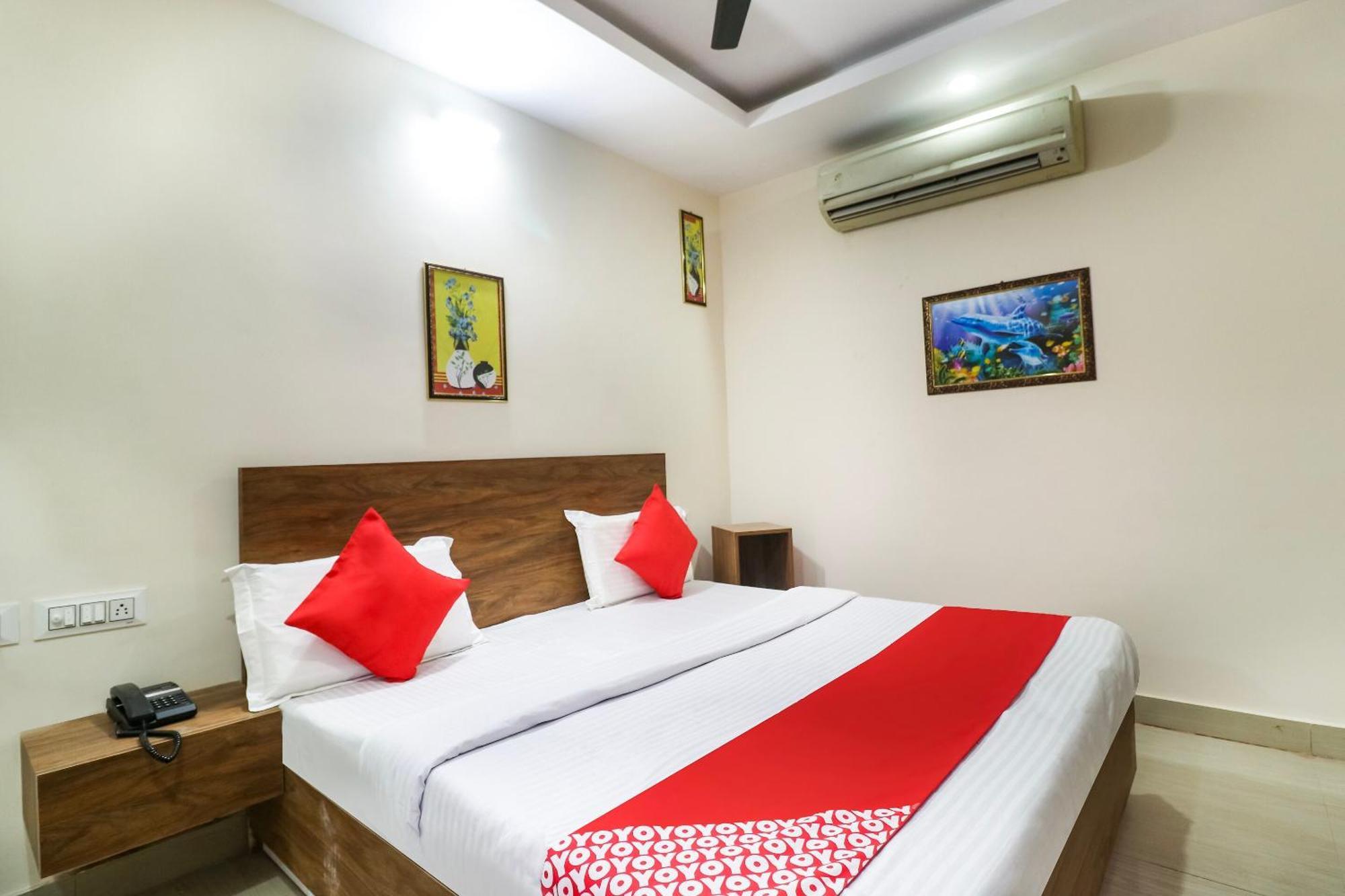 Hotel O The Vansh Balaji Hot Фаридабад Экстерьер фото