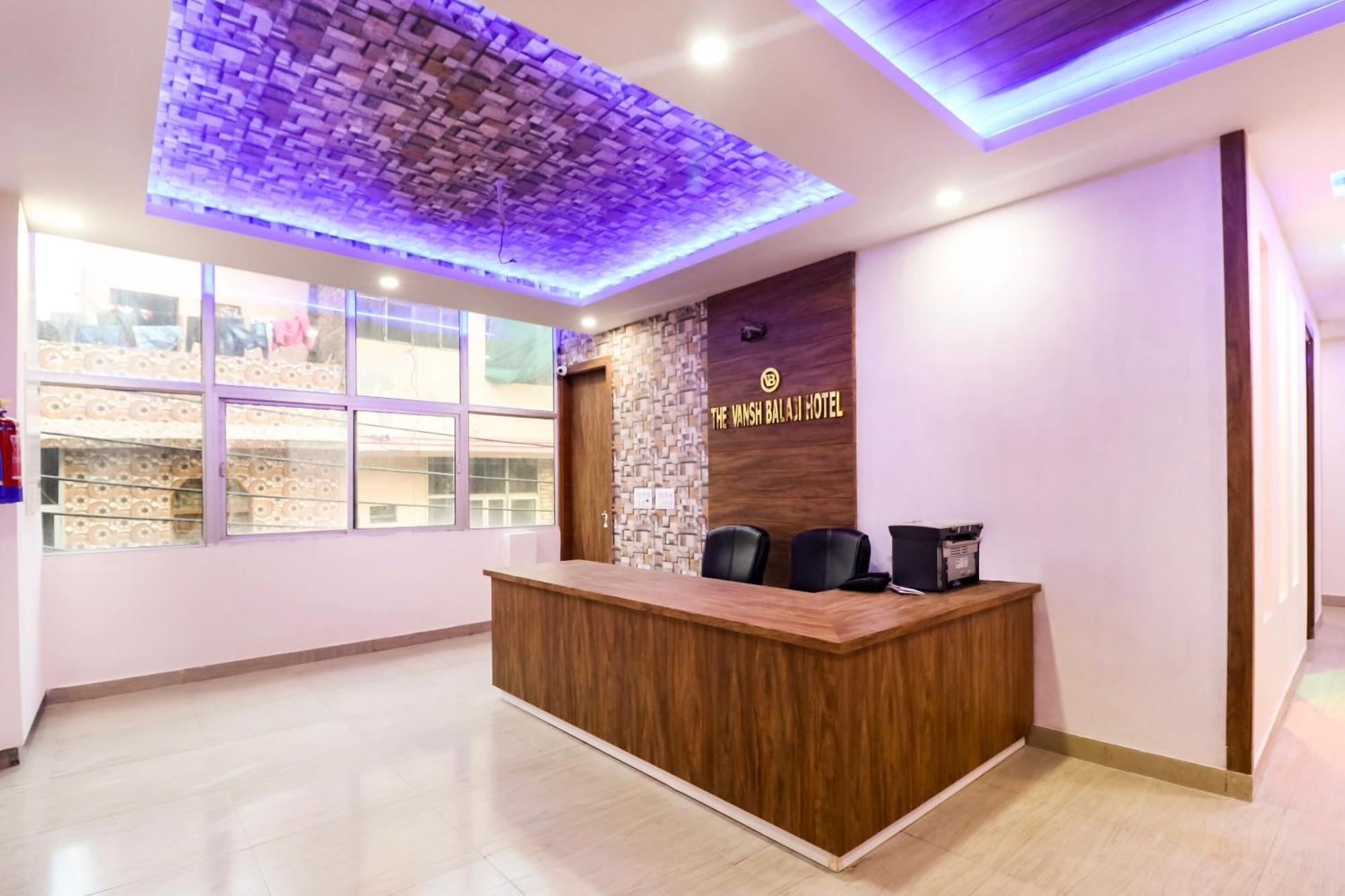 Hotel O The Vansh Balaji Hot Фаридабад Экстерьер фото